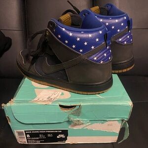 Nike SB Dunk High Premium